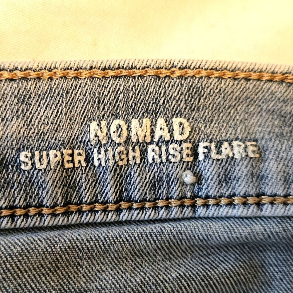 Nicole Miller Jeans Sz 14 Womens Nomad Patches High Rise Bell Bottom Faded Denim - Picture 8 of 16